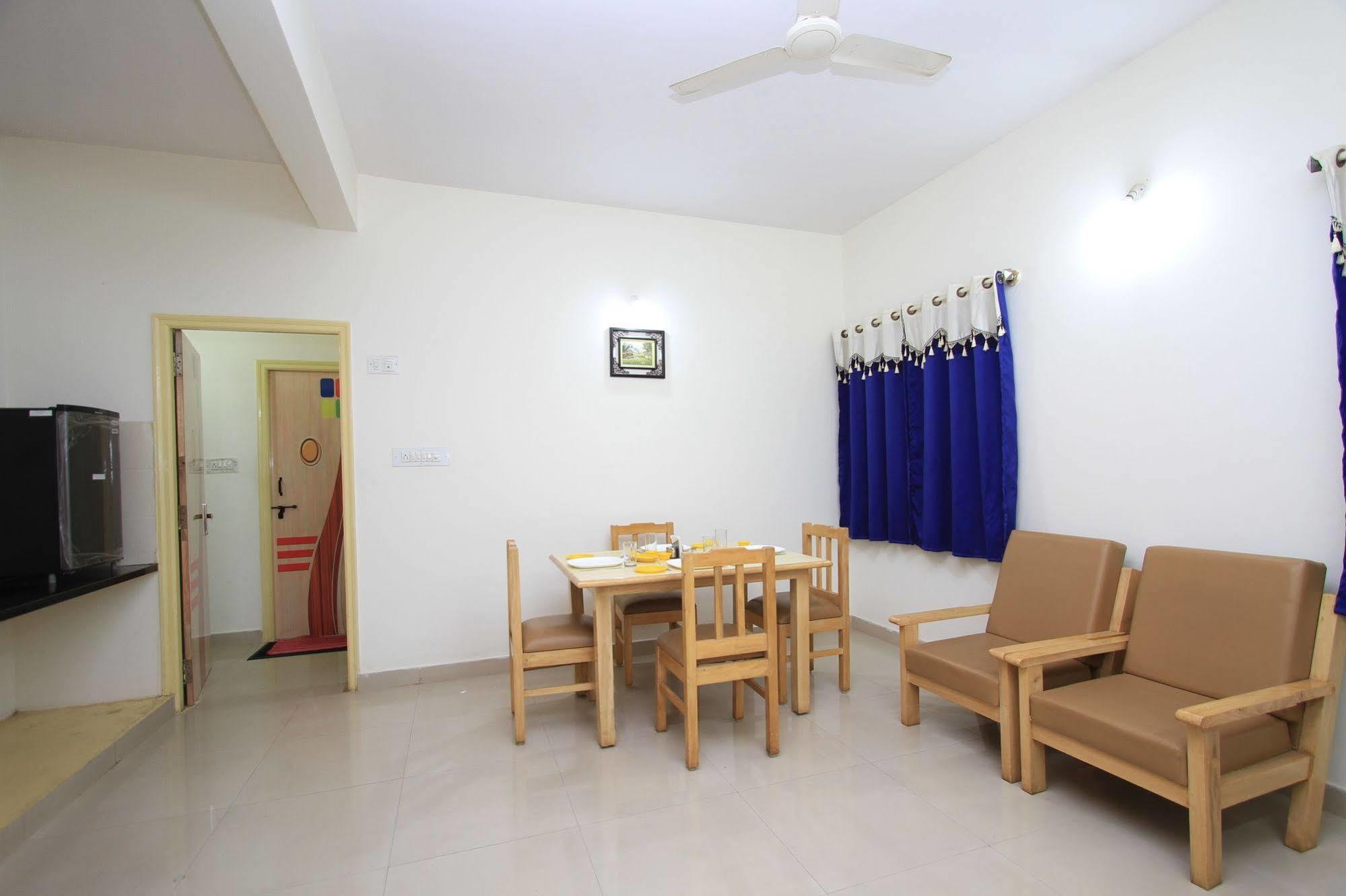 Arra Suites Kempegowda Airport Hotel Бангалор Экстерьер фото